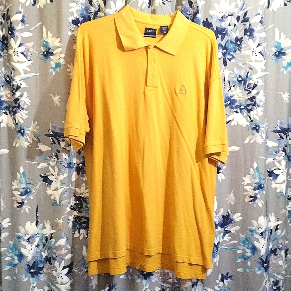 💗5/$25 Men's polo size 2X